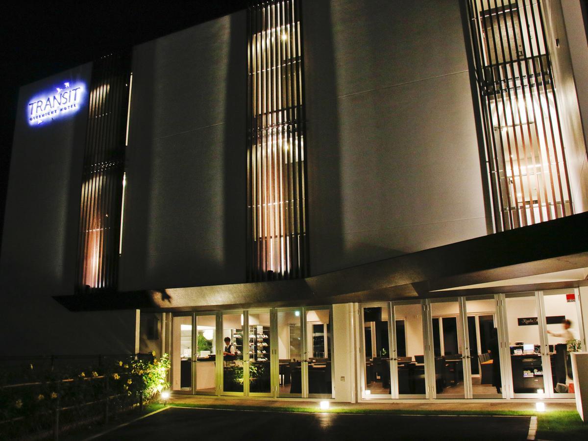 Transit Overnight Hotel Yomitan Exterior foto