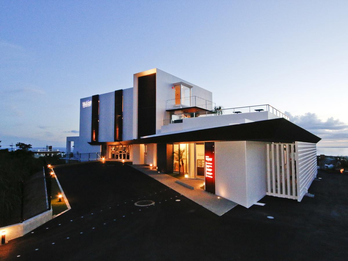Transit Overnight Hotel Yomitan Exterior foto