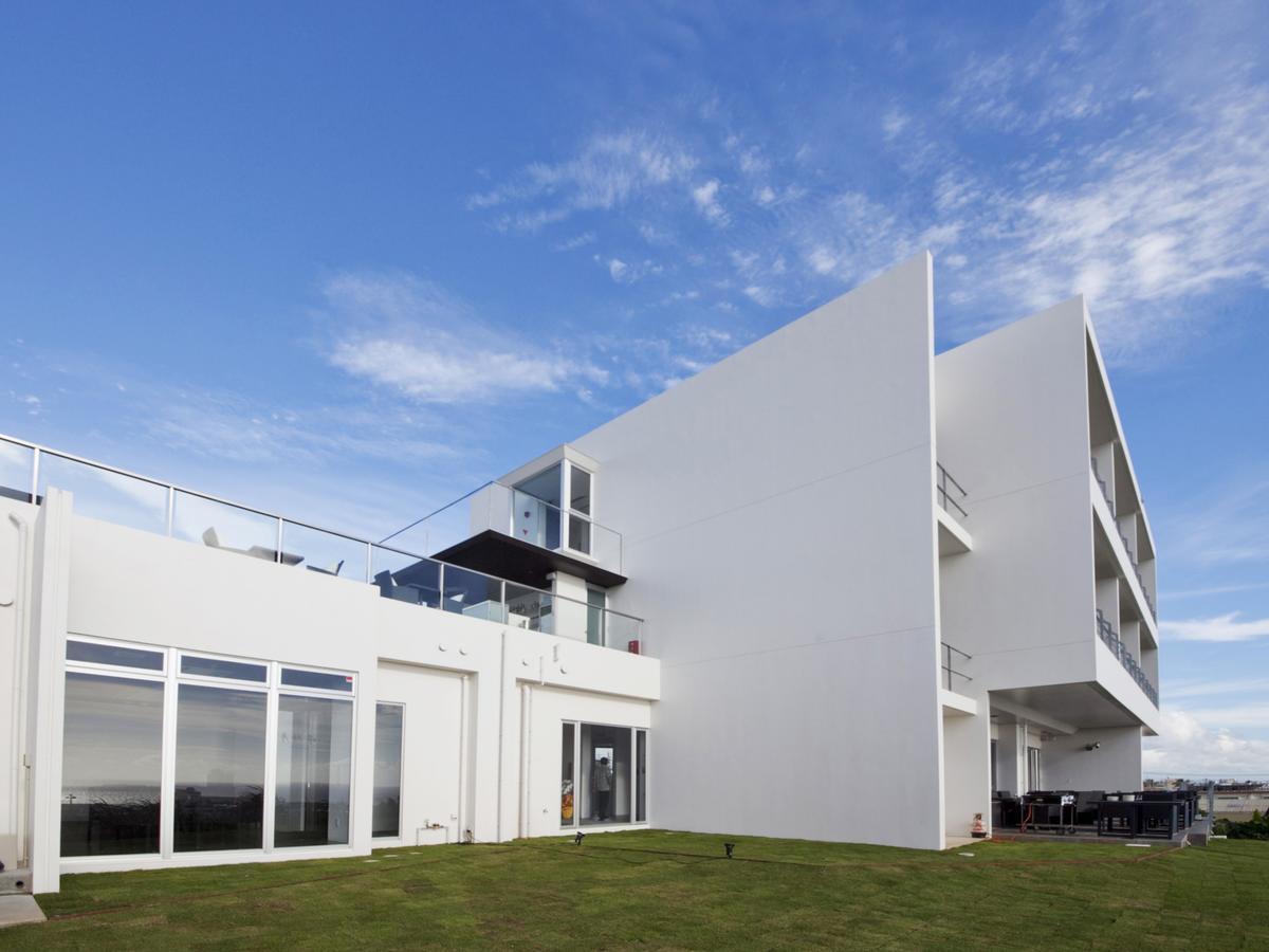 Transit Overnight Hotel Yomitan Exterior foto