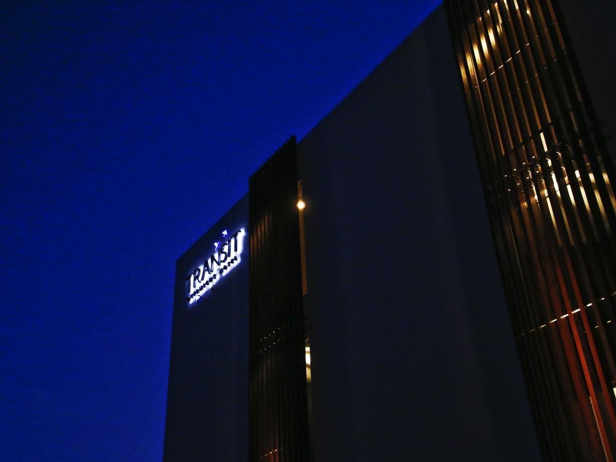 Transit Overnight Hotel Yomitan Exterior foto